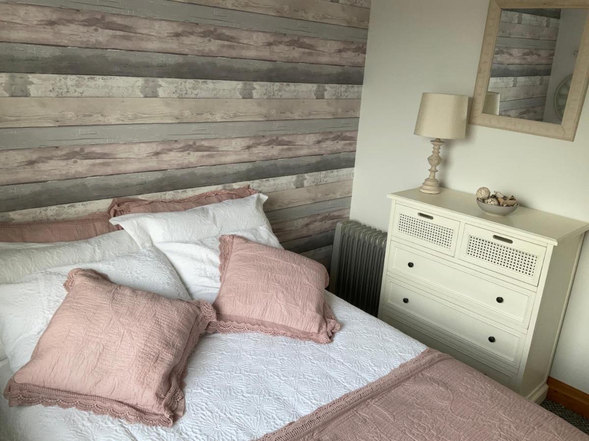 Holiday Cabin Sleeps 5 Glan Gwna Holiday Park Caernarfon Eksteriør bilde